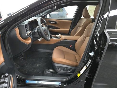 New 2025 Toyota Crown Signia image 19