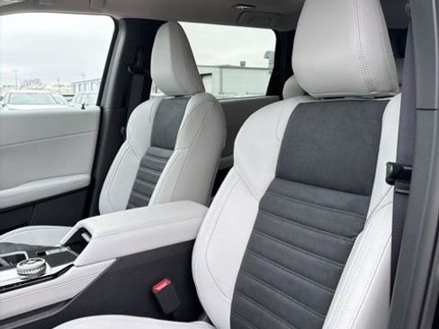New 2026 Mitsubishi Outlander AWD image 6