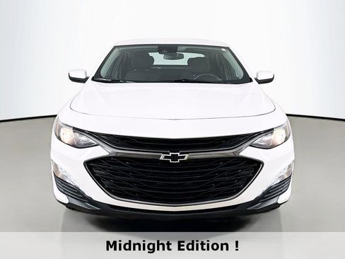 Used 2024 Chevrolet Malibu LT w/ Sport Edition FWD image 2