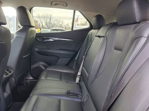 Used 2023 Buick Envision Essence image 30