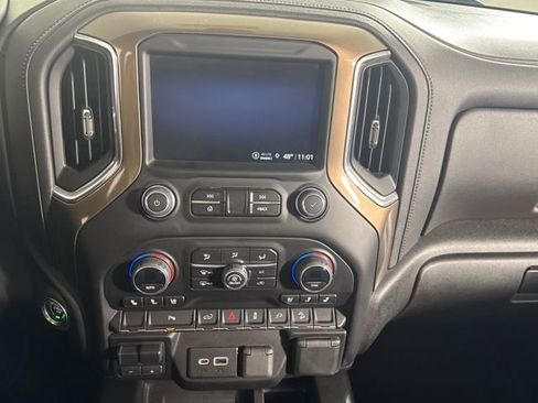 Used 2023 Chevrolet Silverado 2500 High Country w/ Z71 Off-Road Package image 27