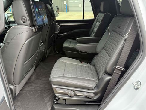 Used 2026 Cadillac Escalade V w/ LPO, ONYX Package AWD/4WD image 76