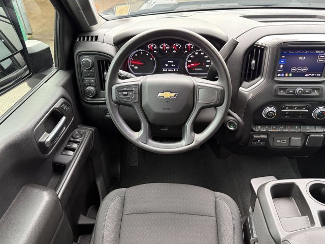 Used 2024 Chevrolet Silverado 2500 Custom w/ Custom Value Package AWD/4WD image 17