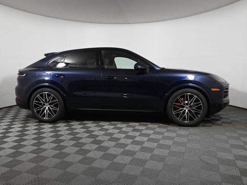 Used 2026 Porsche Cayenne S AWD/4WD image 8