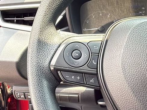 Used 2023 Toyota Corolla LE FWD image 21