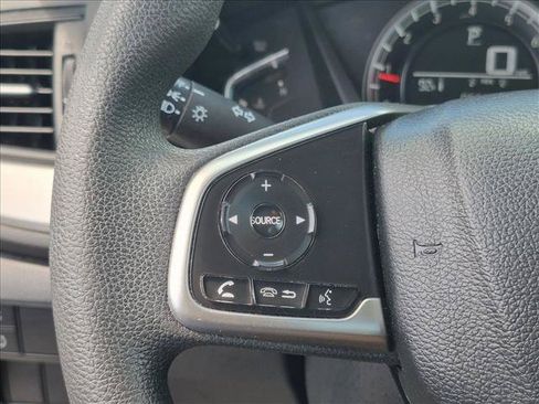 Used 2017 Honda CR-V LX image 9
