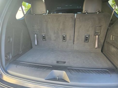 Used 2024 Chevrolet Tahoe LT AWD/4WD image 17
