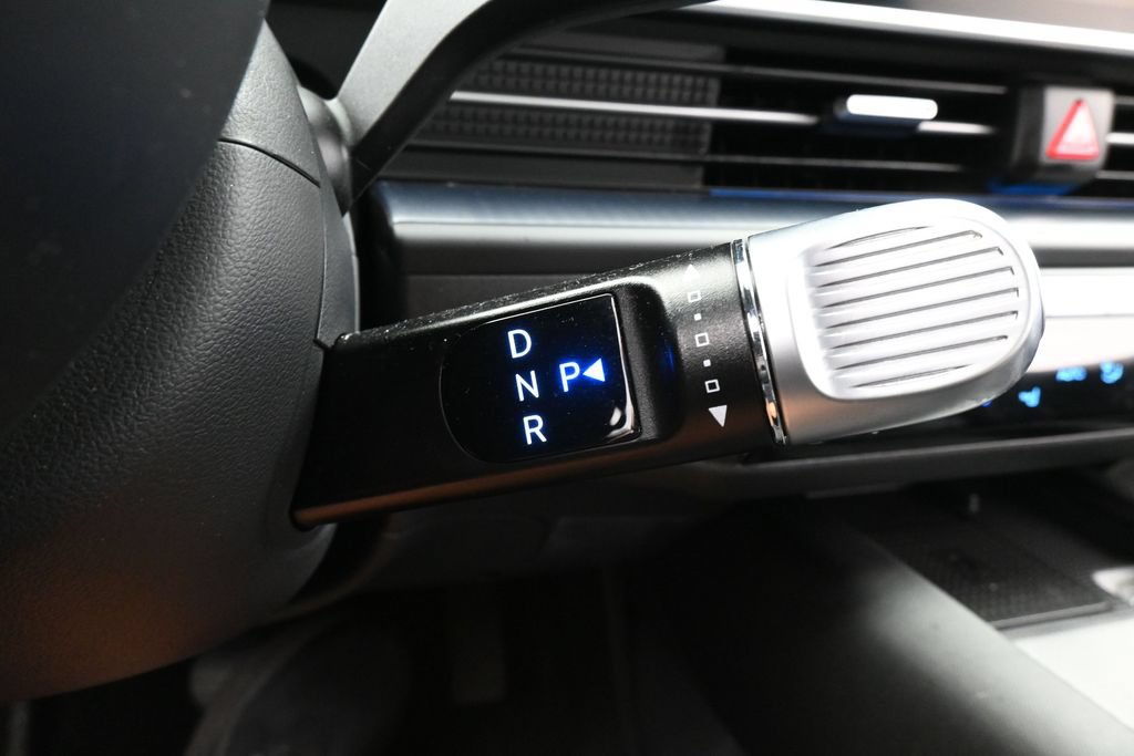 Used 2025 Hyundai Ioniq 6 SEL RWD image 27