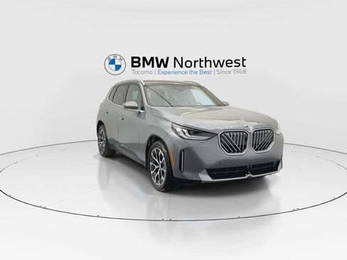 New 2026 BMW X3 xDrive30i w/ Premium Package AWD/4WD image 7