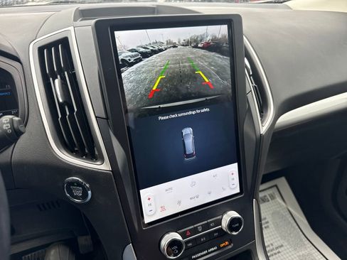 Used 2024 Ford Edge SEL w/ Convenience Package image 33