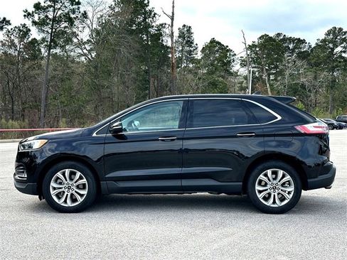 Used 2024 Ford Edge Titanium image 5