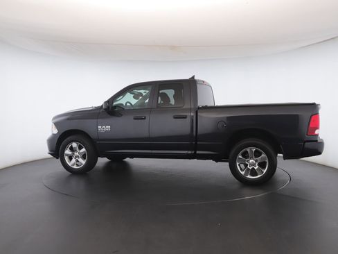 Used 2019 RAM 1500 Express w/ Express Value Package image 19