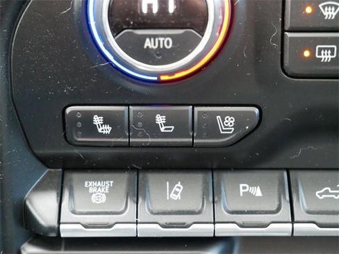 Used 2022 Chevrolet Silverado 3500 High Country w/ Z71 Off-Road Package image 17