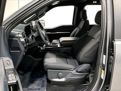 Used 2025 Ford F150 STX w/ Equipment Group 200A image 18