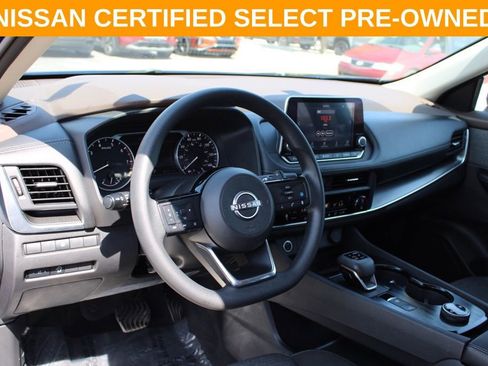 Certified 2023 Nissan Rogue SV image 18