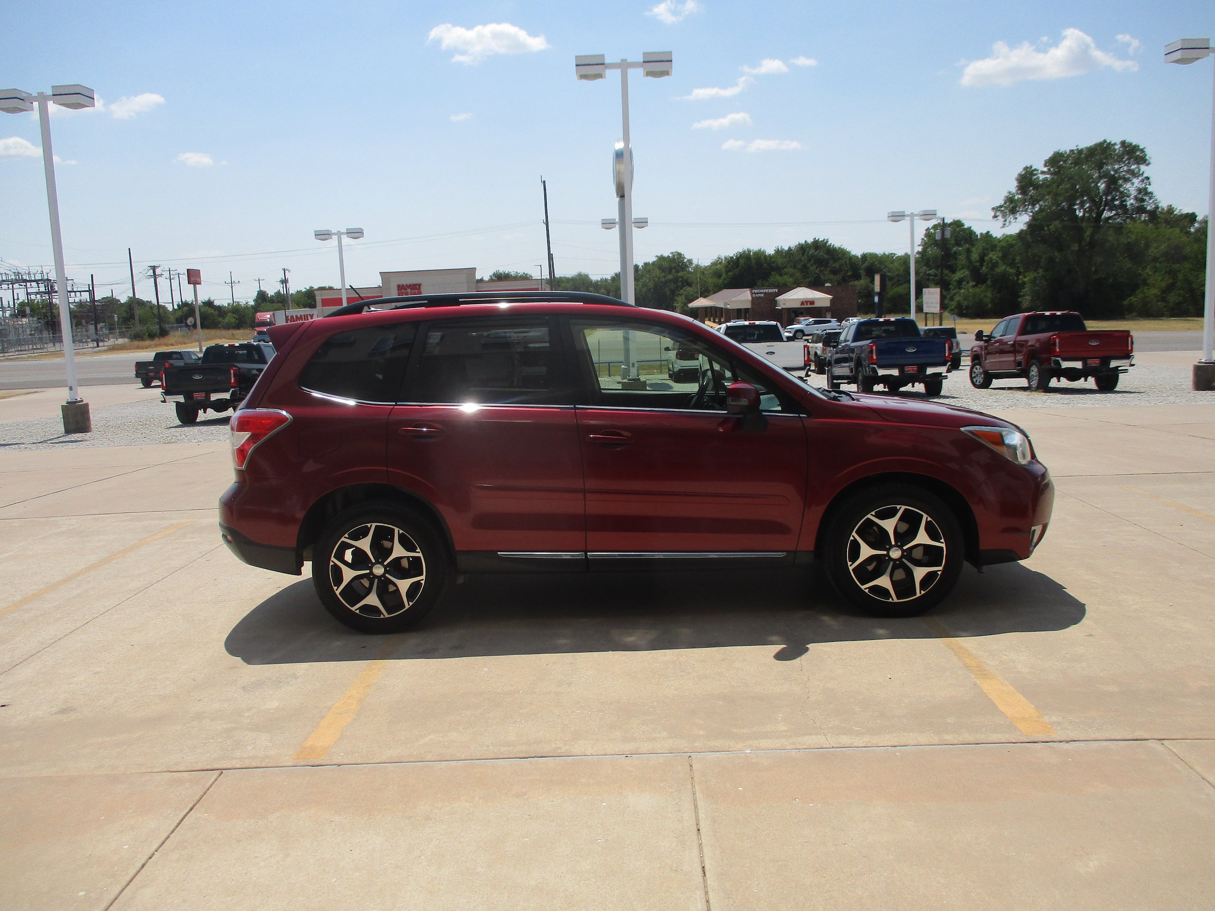 Used 2015 Subaru Forester 2.0XT Touring AWD/4WD image 9