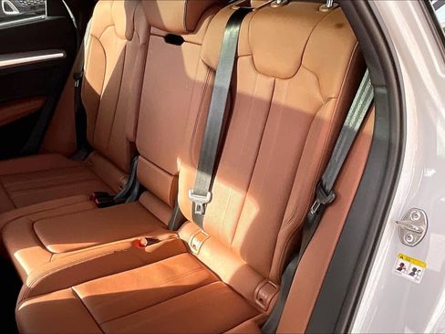 Used 2024 Audi Q5 2.0T Prestige image 20