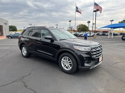 New 2026 Ford Explorer Active w/ Active Comfort Package