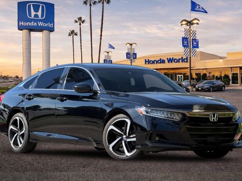Used 2021 Honda Accord Sport image 2