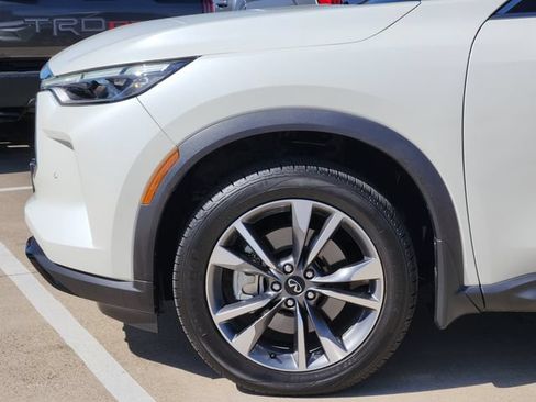 Used 2023 INFINITI QX60 Luxe w/ Cargo Package FWD image 7