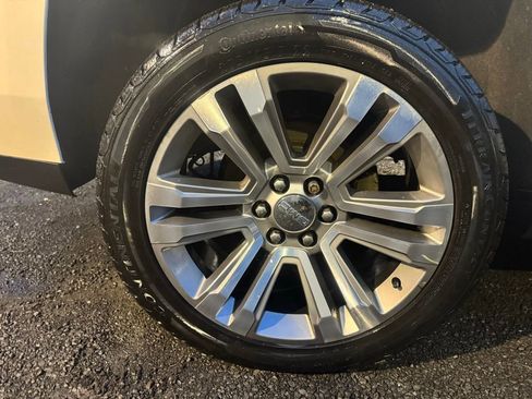 Used 2019 GMC Yukon Denali w/ Denali Ultimate Package AWD/4WD image 21