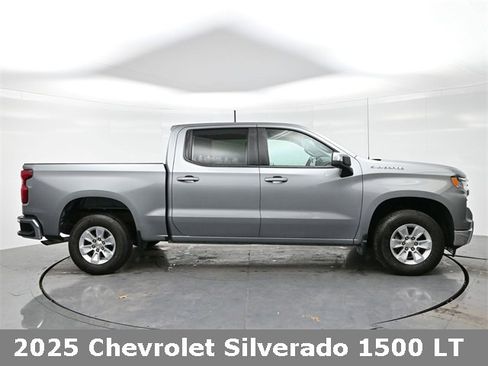 Used 2025 Chevrolet Silverado 1500 LT image 8