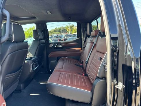 Used 2025 GMC Sierra 1500 Denali Ultimate AWD/4WD image 25