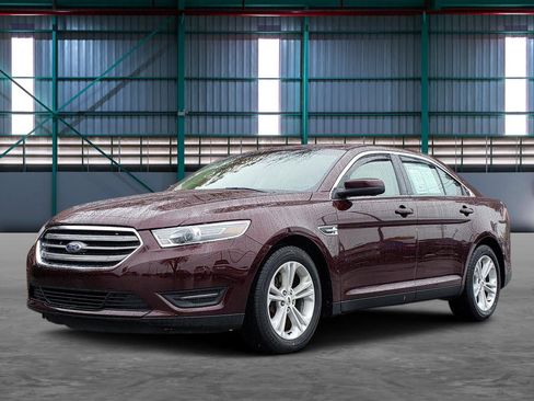 Used 2018 Ford Taurus SEL w/ Equipment Group 201A image 1