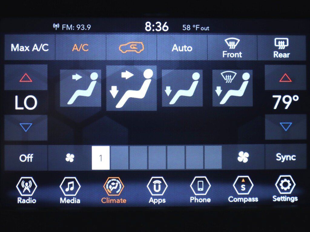 Used 2020 Jeep Compass Sport FWD image 17