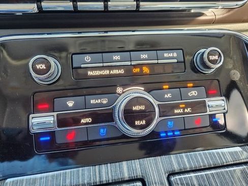 Used 2022 Lincoln Navigator Black Label image 33