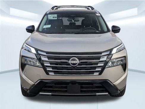 New 2026 Nissan Rogue Platinum AWD/4WD image 10