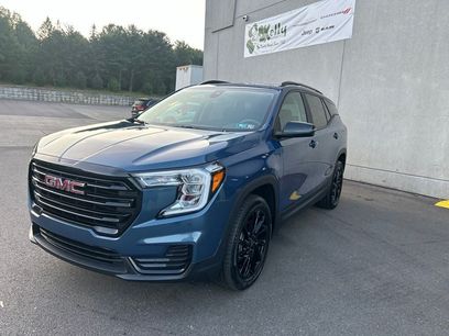 Used 2024 GMC Terrain SLE w/ Driver Convenience Package