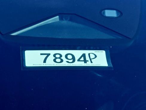 Used 2024 Chevrolet Equinox EV RS FWD image 32