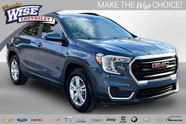 Used 2024 GMC Terrain SLE w/ Driver Convenience Package FWD image 1