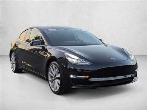 Used 2020 Tesla Model 3 Performance image 3
