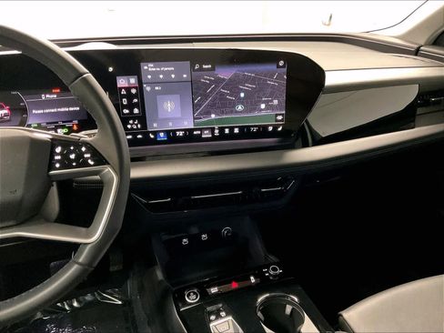 Certified 2025 Audi Q6 e-tron Premium Plus w/ Premium Plus AWD/4WD image 9