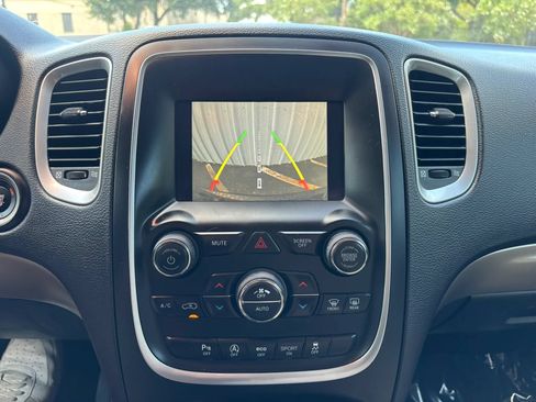 Used 2019 Dodge Durango SXT AWD/4WD image 36