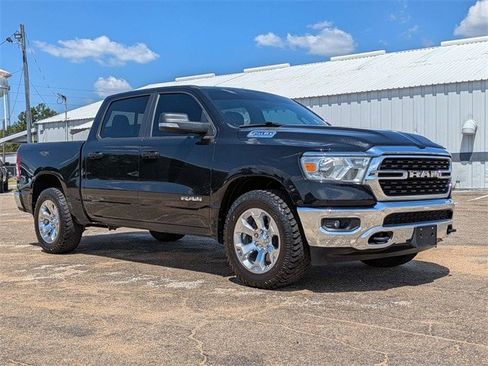 Used 2022 RAM 1500 Big Horn image 2