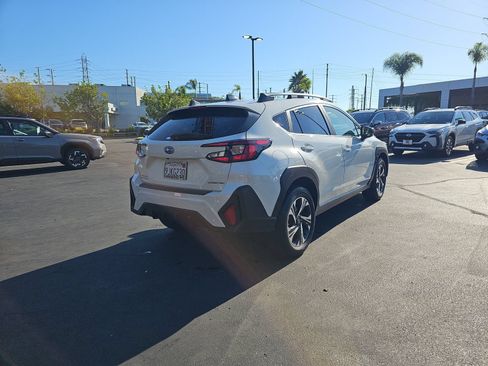 Used 2024 Subaru Crosstrek 2.0i Premium w/ Crosstrek Mirror Package AWD/4WD image 7