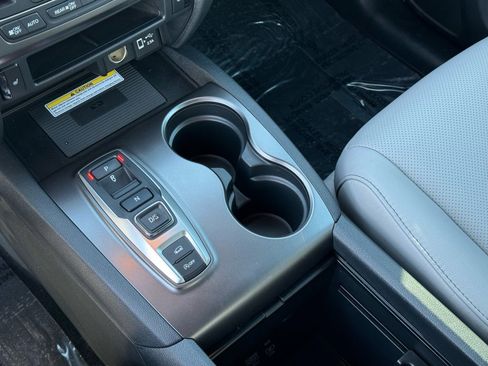 Used 2023 Honda Passport EX-L image 31