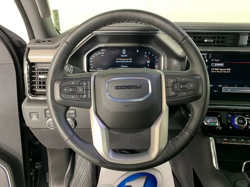 Used 2025 GMC Sierra 1500 Denali w/ Denali Reserve Package AWD/4WD image 21