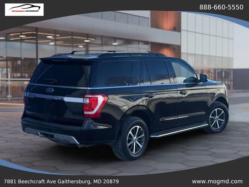 Used 2019 Ford Expedition XLT w/ Equipment Group 202A RWD image 4