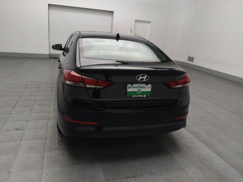 Used 2017 Hyundai Elantra SE image 6