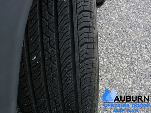 Used 2019 Jeep Compass Limited image 5