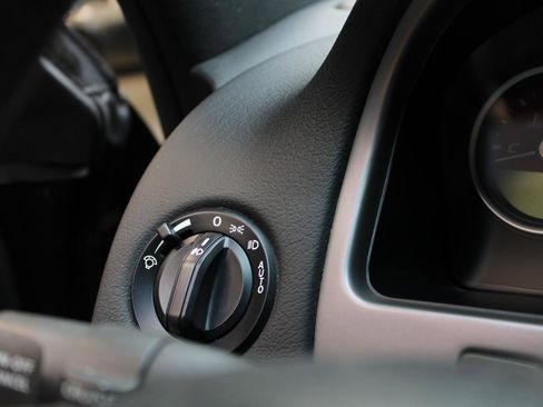 Used 2006 Pontiac GTO image 39