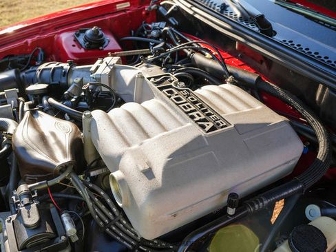 Used 1994 Ford Mustang GT image 28