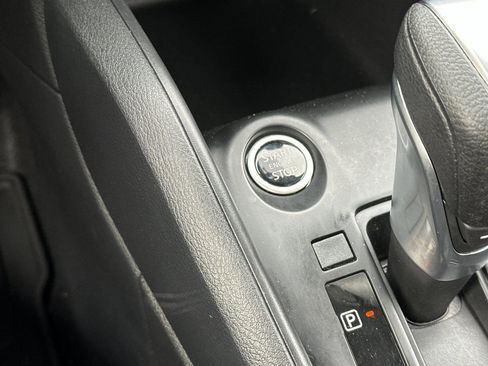 Used 2025 Nissan Kicks Play S image 22