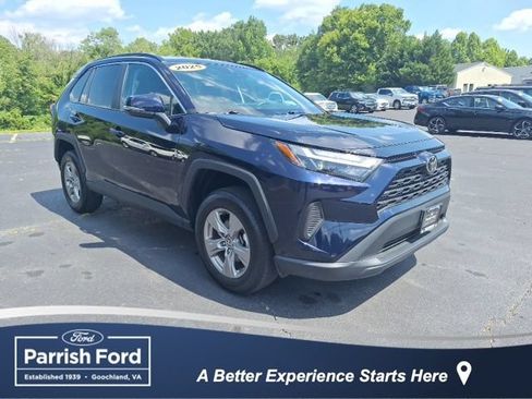 Used 2025 Toyota RAV4 XLE AWD/4WD image 1