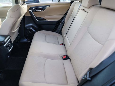 Certified 2022 Toyota RAV4 XLE w/ Convenience Package image 9