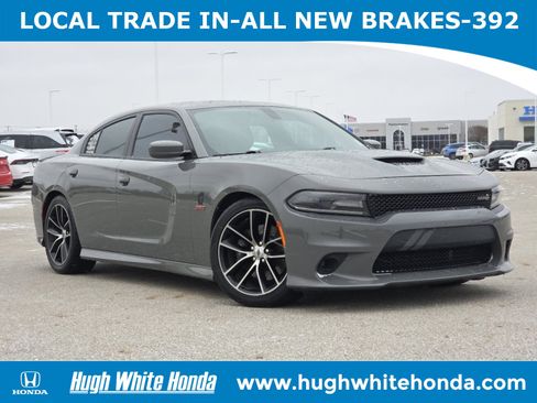 Used 2018 Dodge Charger R/T Scat Pack image 1